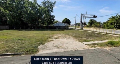 Photo of 620 N N Main Street, Baytown, TX 77520 (MLS # 50911057)