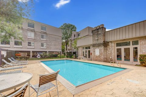 Photo of 2213 S Braeswood Boulevard #13C, Houston, TX 77030 (MLS # 56297581)