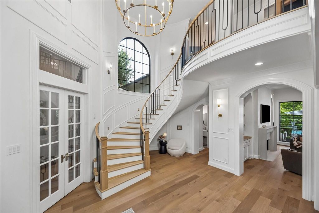 Photo of 3202 Oakmont Drive, Sugar Land, TX 77479 (MLS # 88208349)