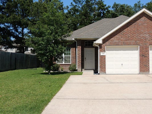 236 CANTERBURY DR, CONROE, TX 77303 - Image 54d9c8d0cdd2add1efe64659332be49a/2712628009