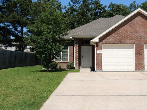 Multifamily For Rent - 236 Canterbury Drive<br/> Conroe, TX 77303