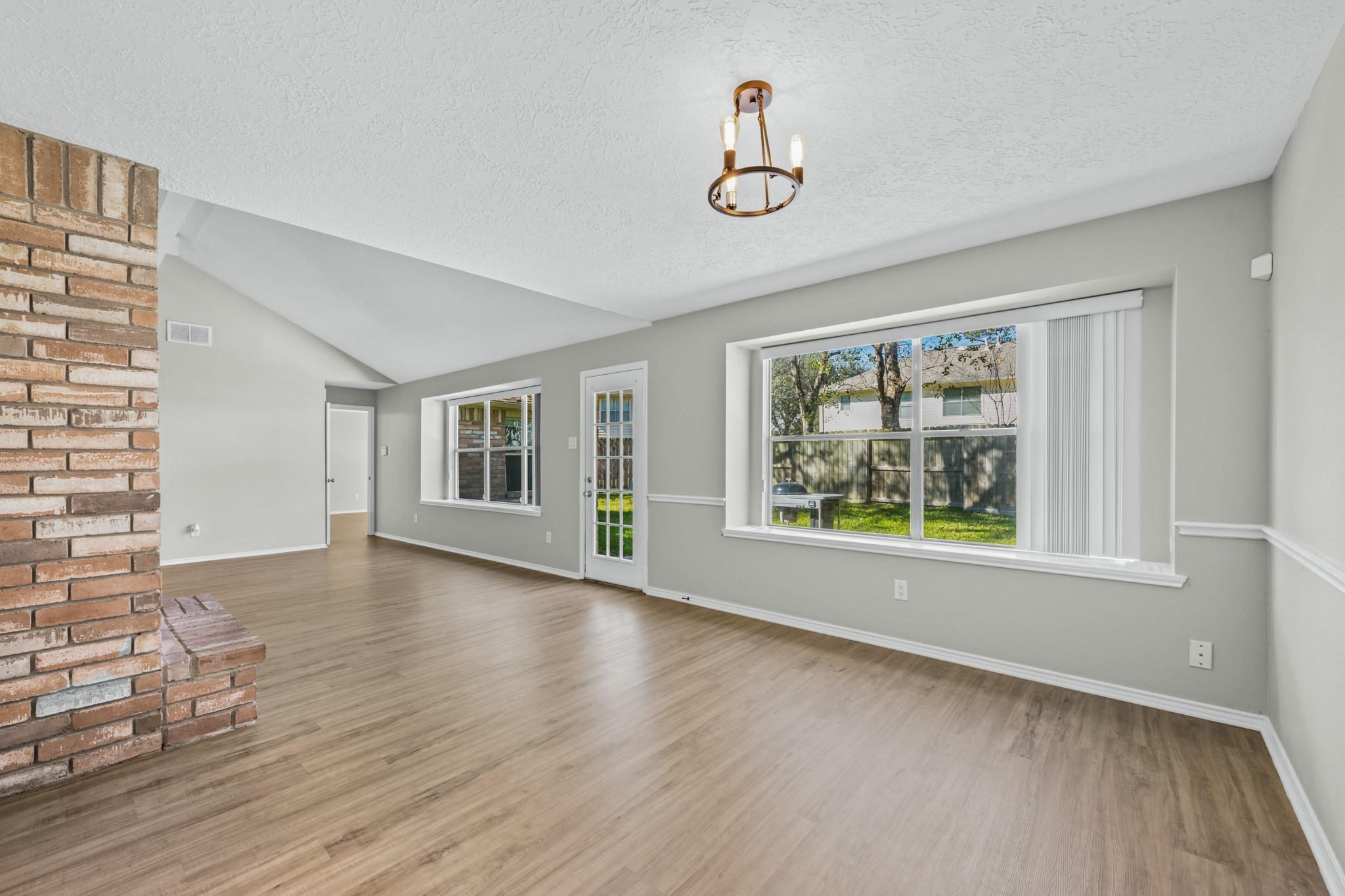 22526 Vista Valley Drive