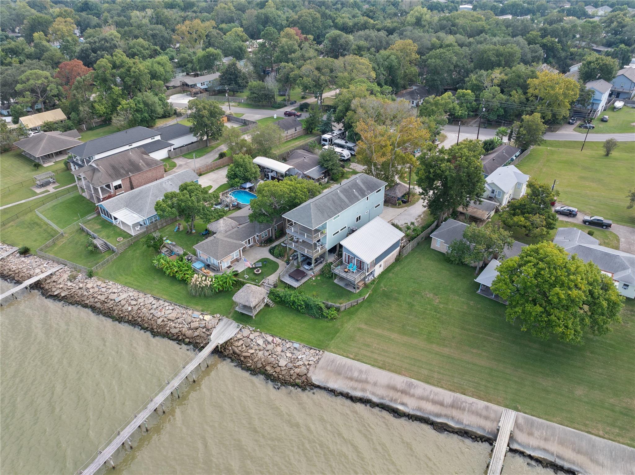 3709 Bayshore Drive 1-11