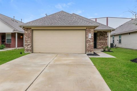 Photo of 2621 Lina Drive, Conroe, TX 77301 (MLS # 93527819)