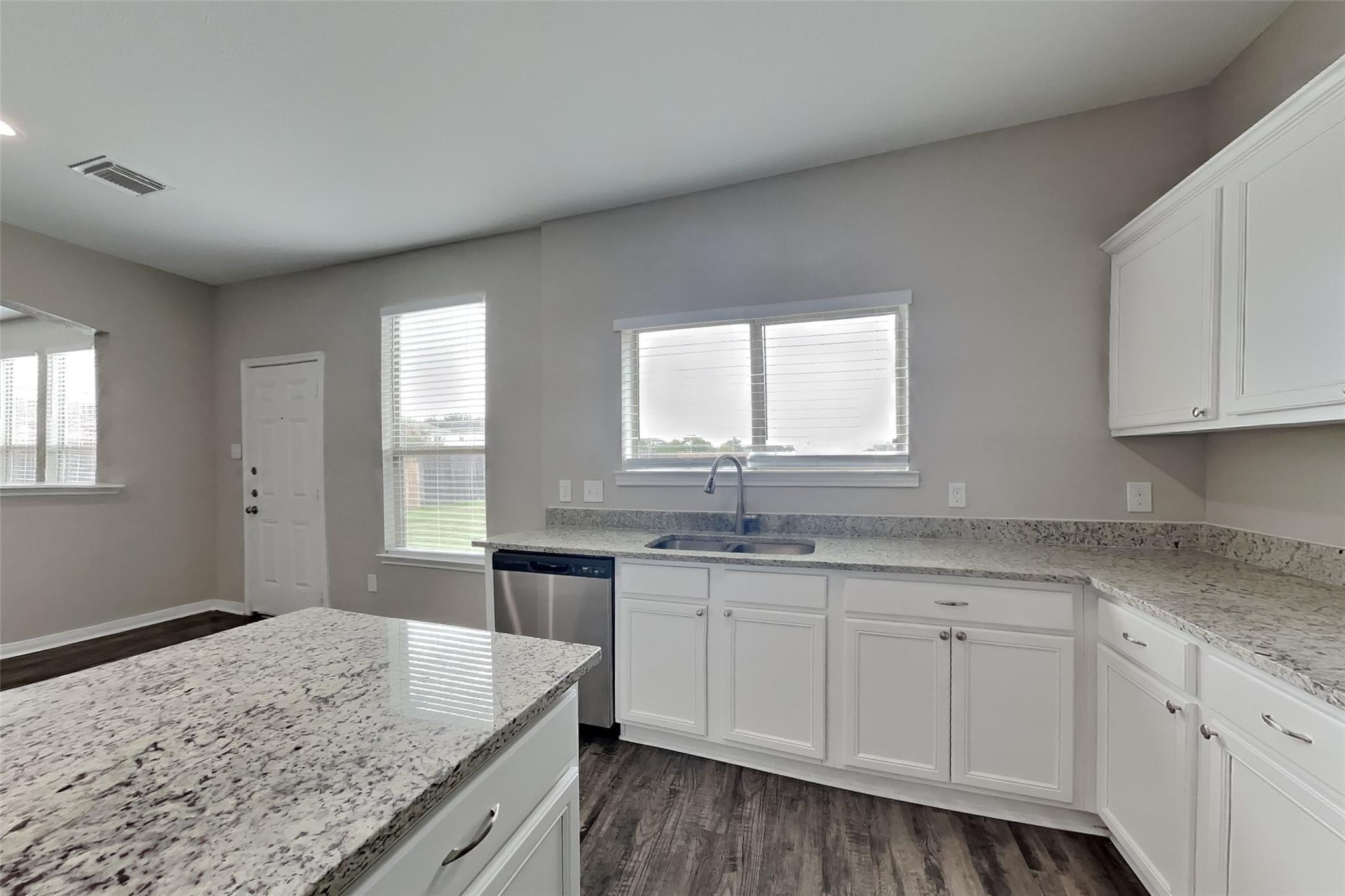 2902 Crestbrook Bend Lane