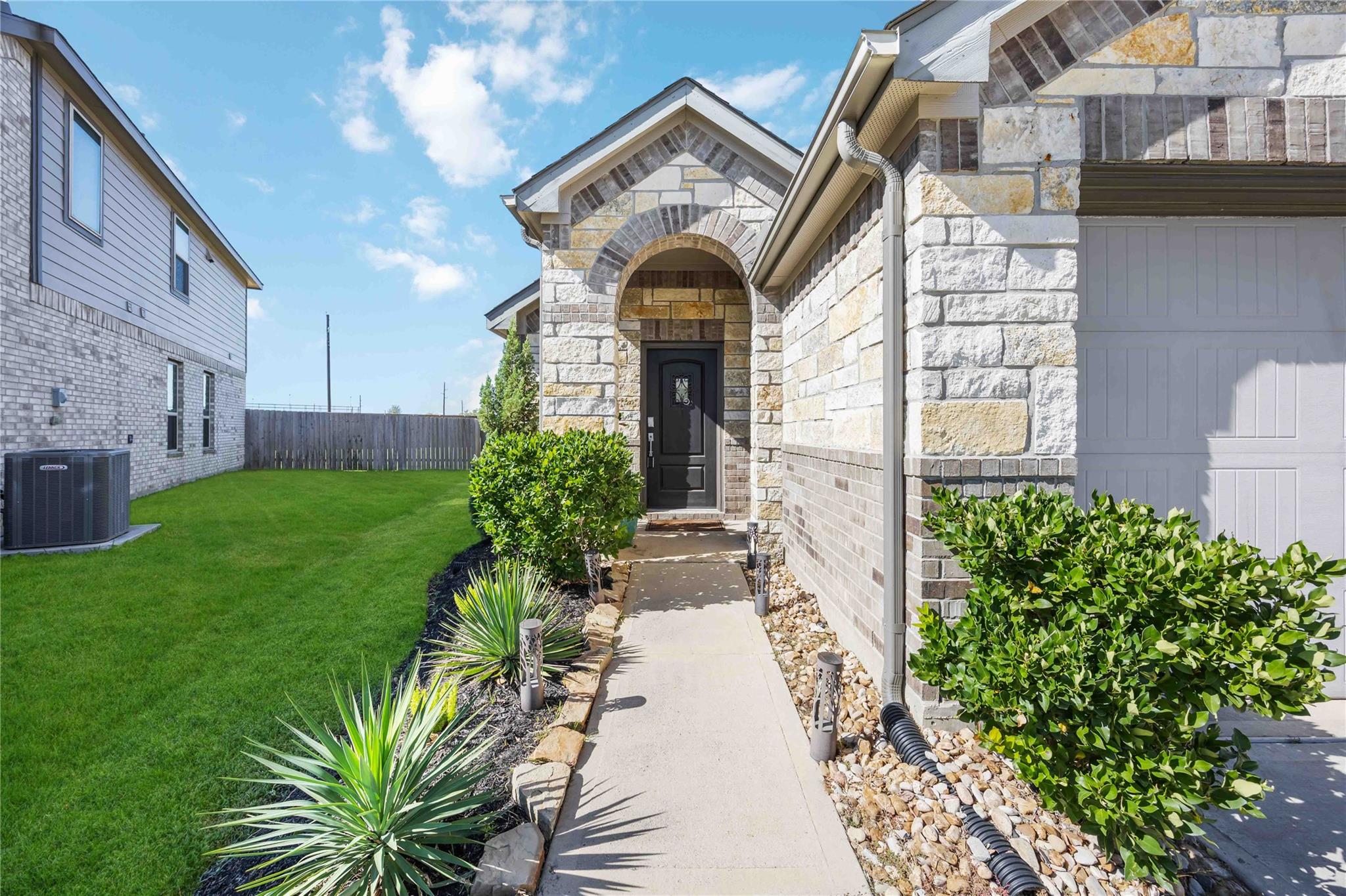 5935 Waggoner Ranch Trail