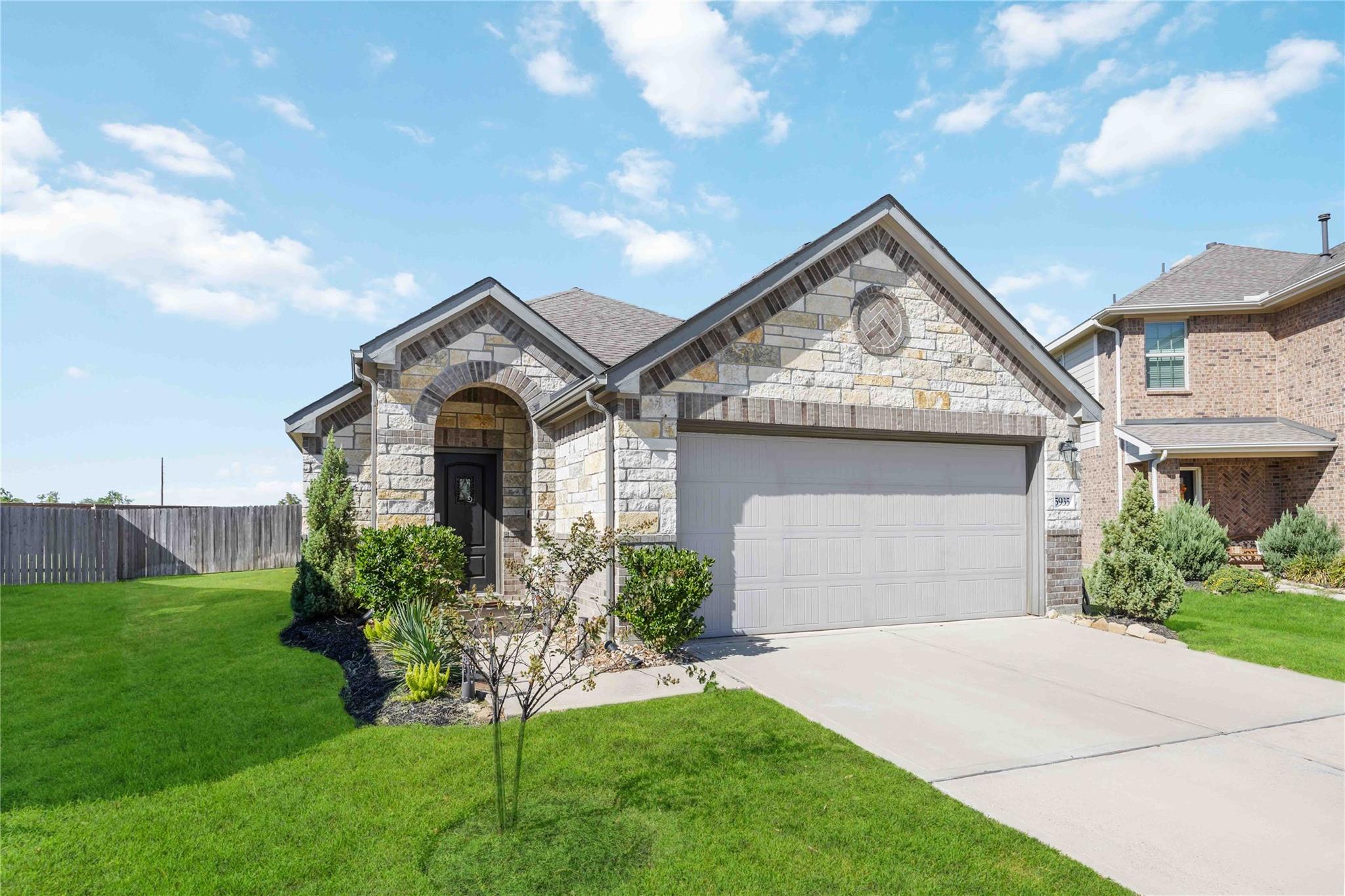 5935 Waggoner Ranch Trail