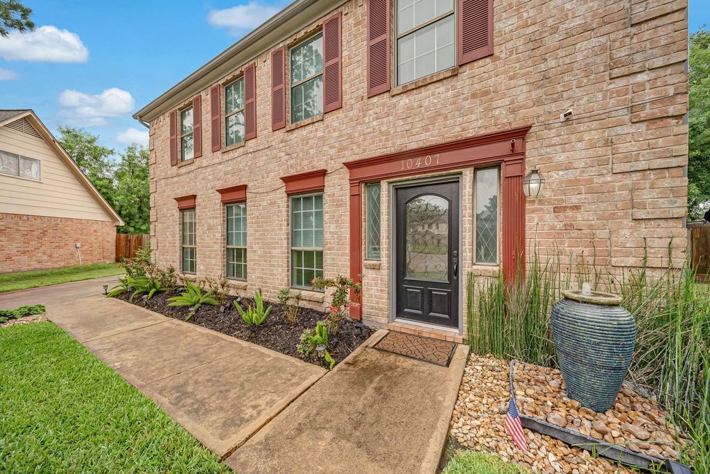 Photo of 10407 Waving Fields Drive, Houston, TX 77064 (MLS # 60781188)
