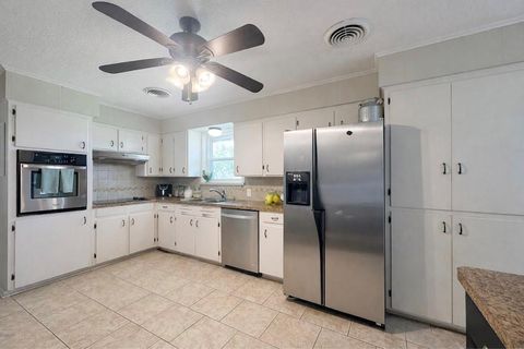 Tiny photo for 509 Light Street, Anahuac, TX 77514 (MLS # 21352932)