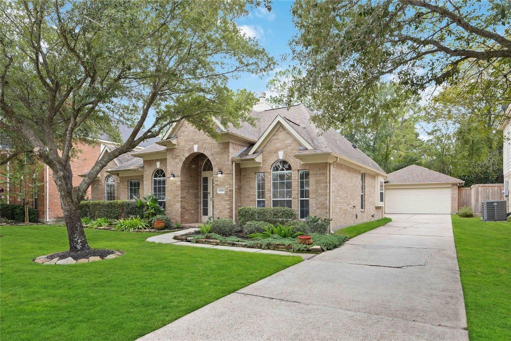 Photo of 19411 Creek Run Drive, Spring, TX 77388 (MLS # 88432462)