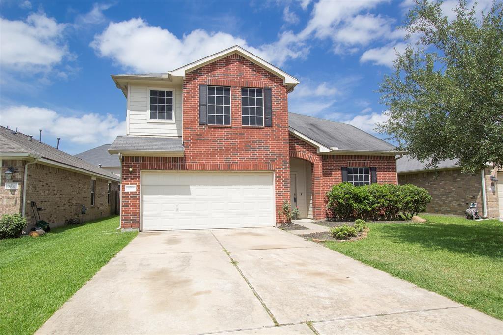 2815 Lakecrest Forest Drive