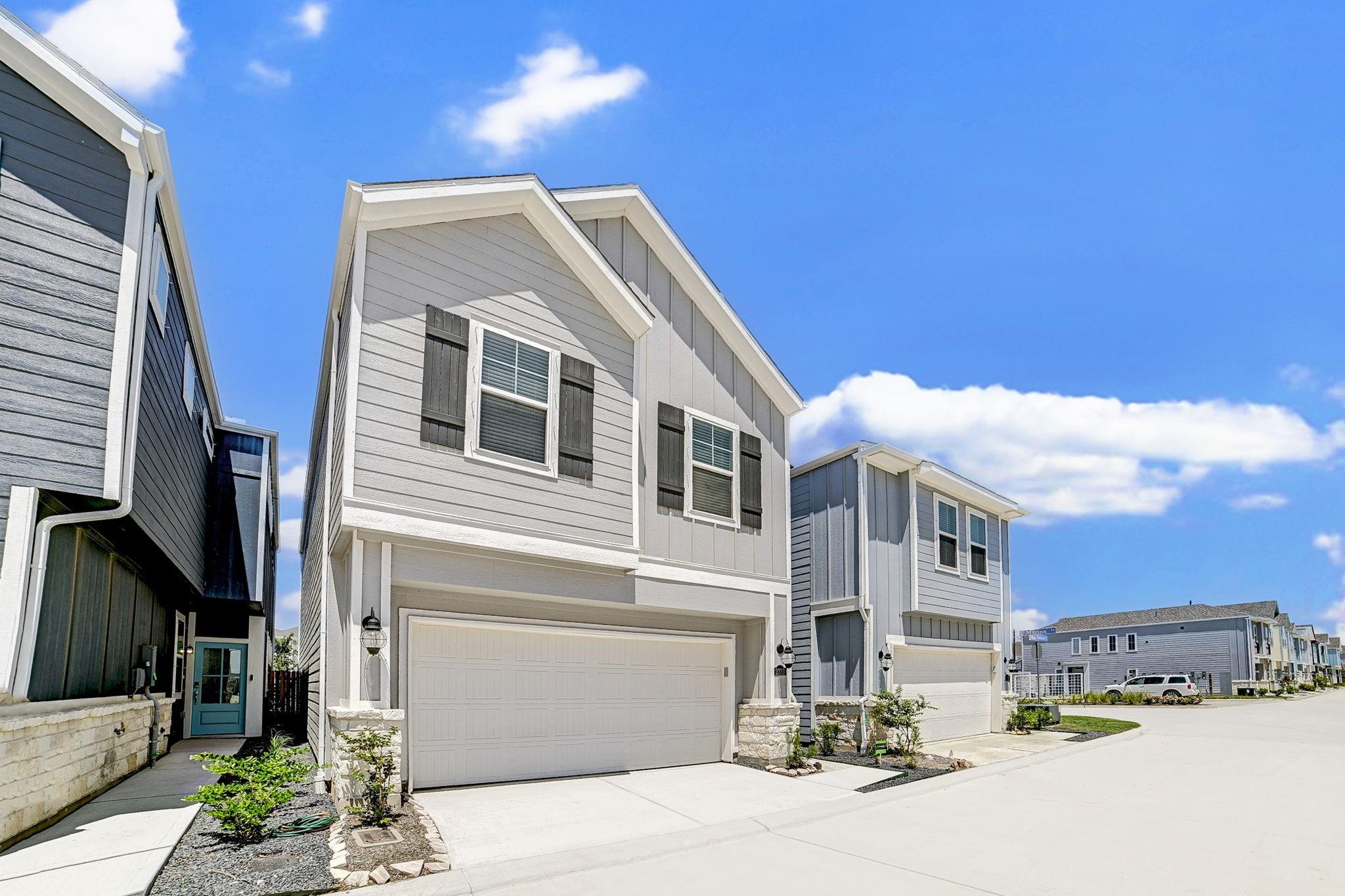 2333 Bay Breeze Drive