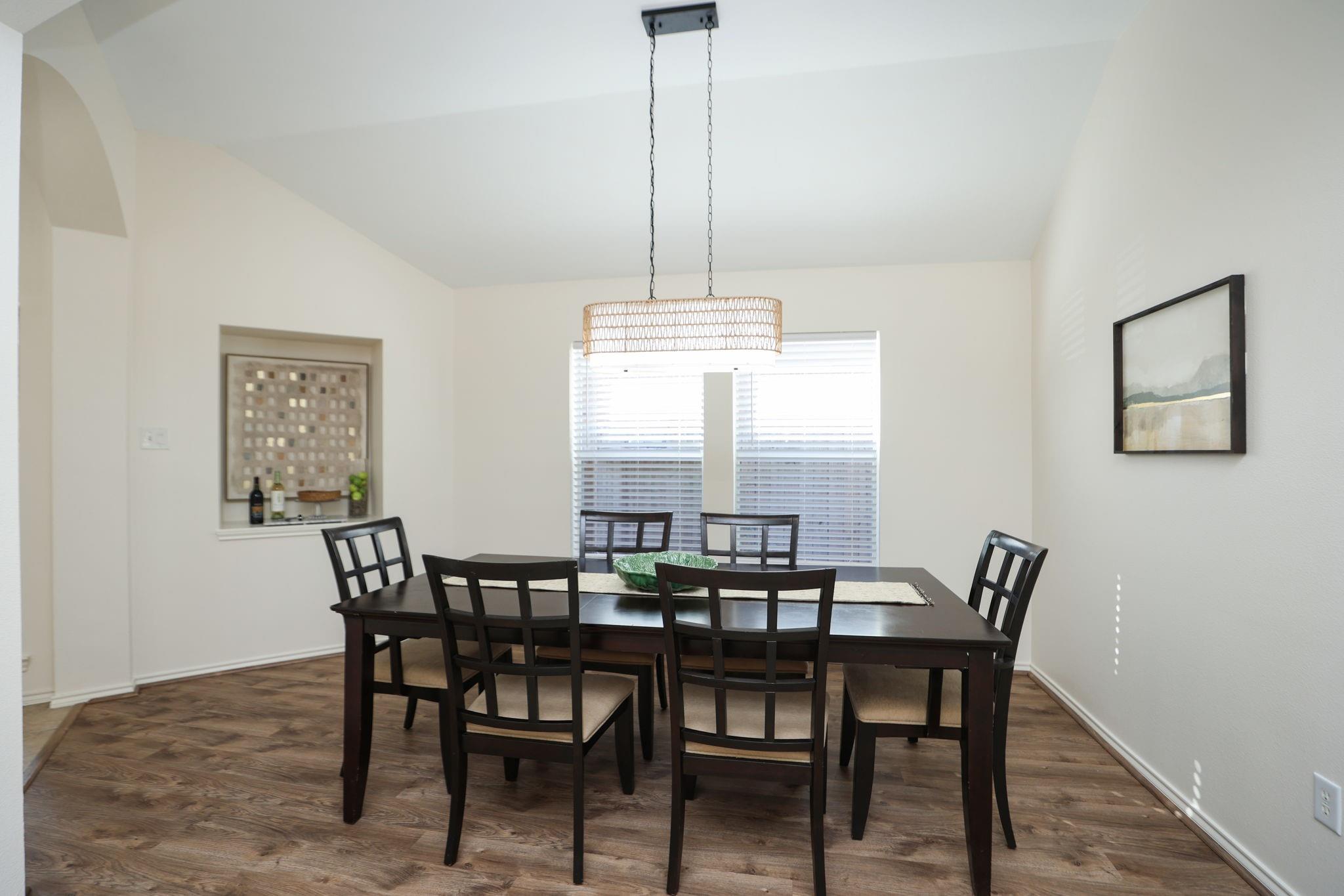 4814 Mosaic Canyon Court