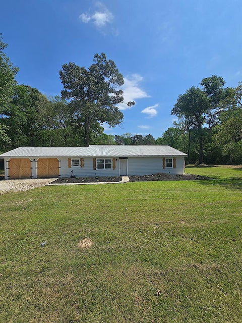 Photo of 40 Bounds Lane, Huffman, TX 77336 (MLS # 87570720)