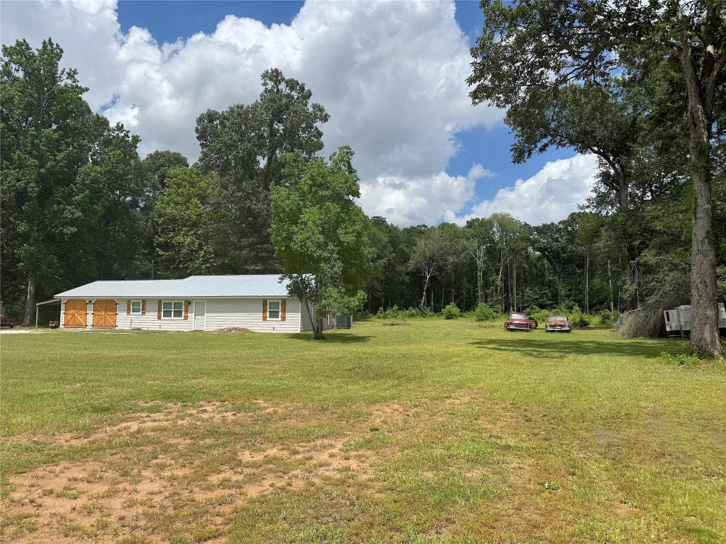 Photo of 40 Bounds Lane, Huffman, TX 77336 (MLS # 87570720)