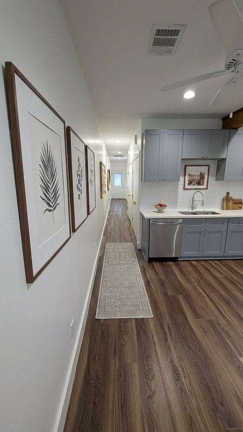 Photo of 407 Winnie Street, Houston, TX 77009 (MLS # 98585106)