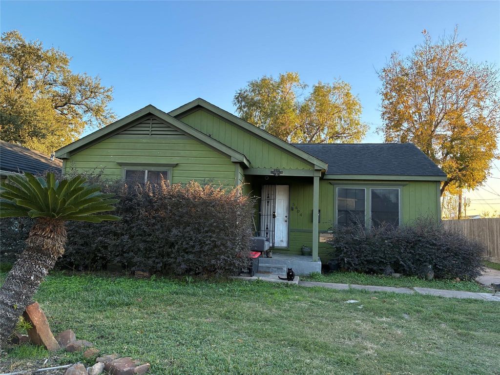 Photo of 5404 Starling Street, Houston, TX 77017 (MLS # 80248735)