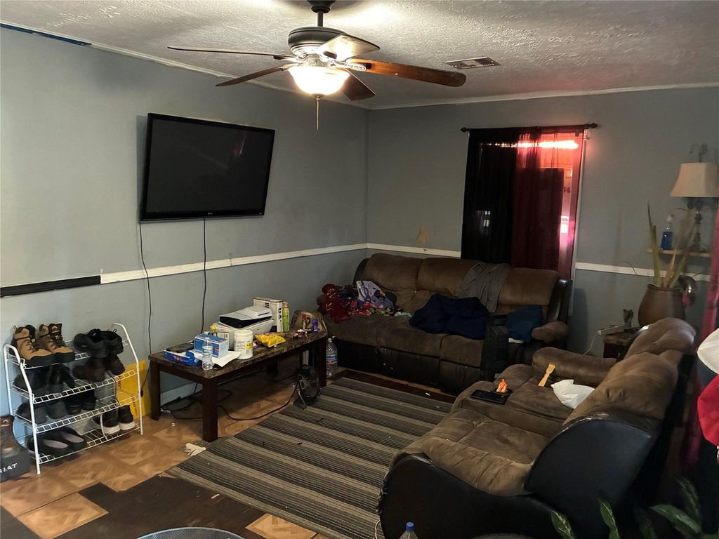 Photo of 5404 Starling Street, Houston, TX 77017 (MLS # 80248735)