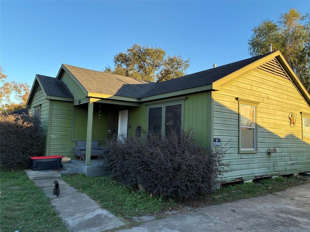 Photo of 5404 Starling Street, Houston, TX 77017 (MLS # 80248735)