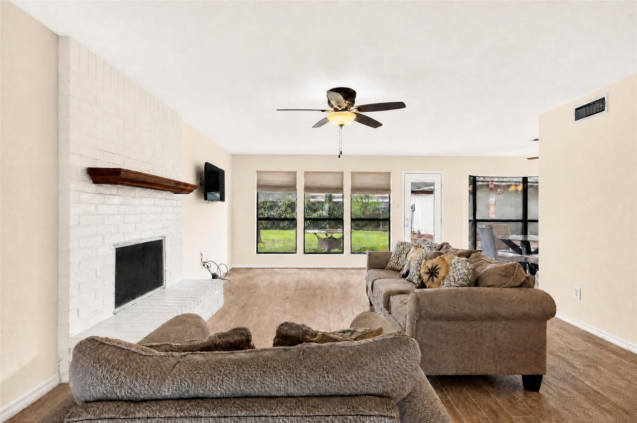 7019 Wyoma Trail