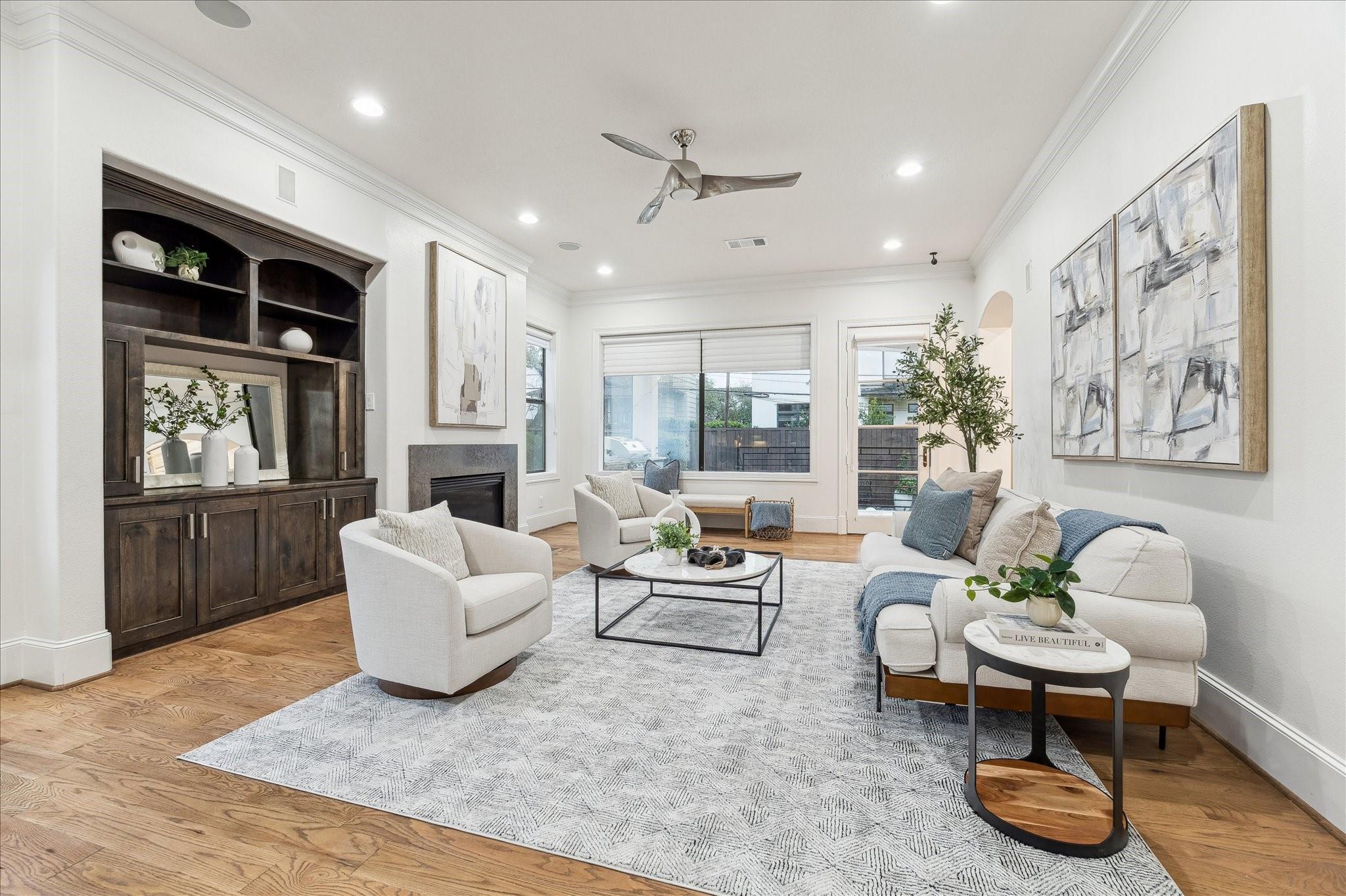 4613 Evergreen Street