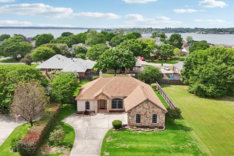 Photo of 7187 Edgewater Drive, Willis, TX 77318 (MLS # 11937550)