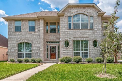 Photo of 5506 Flower Grove Court, Rosharon, TX 77583 (MLS # 69981154)