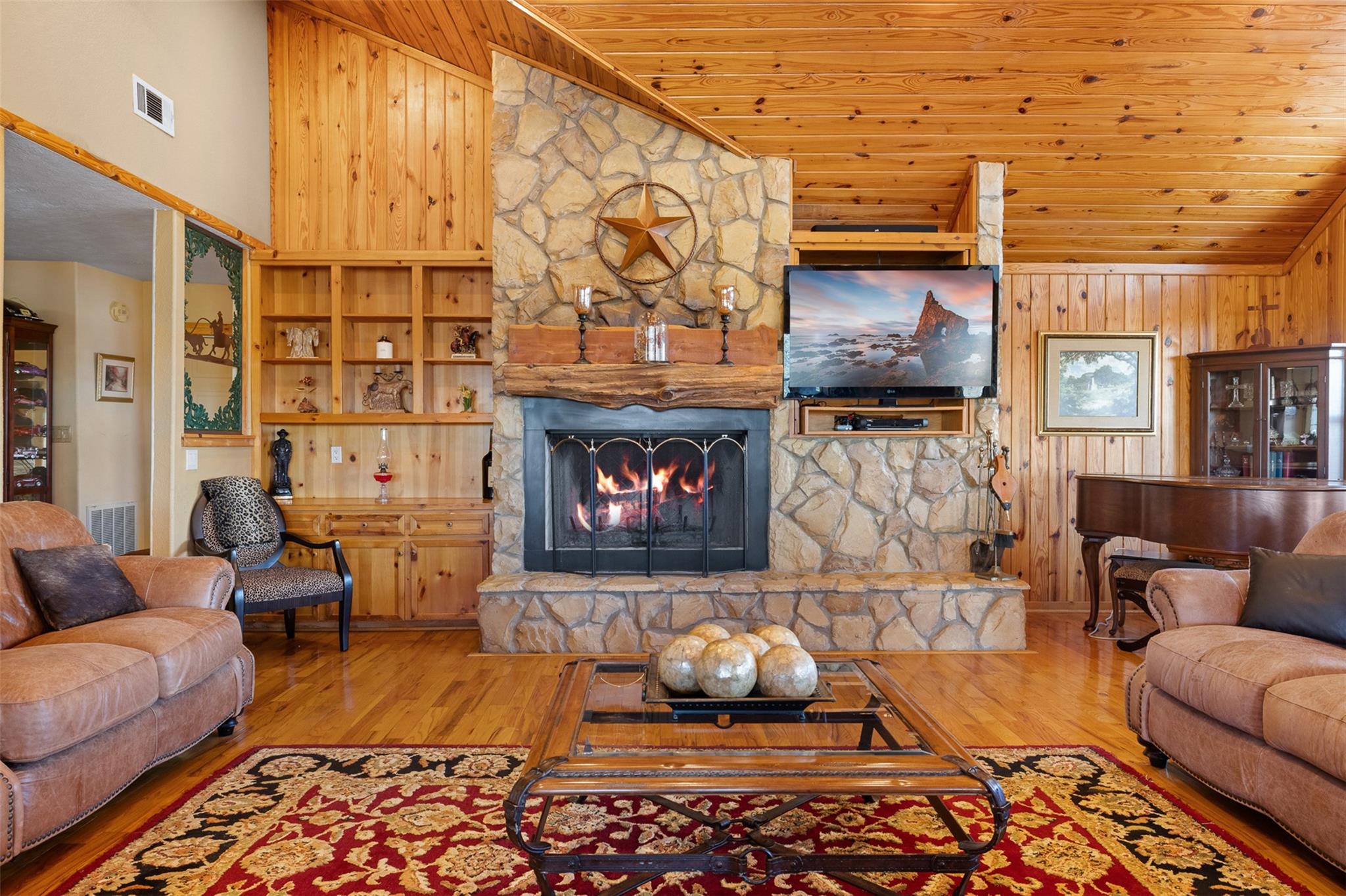 6622 County Road 360