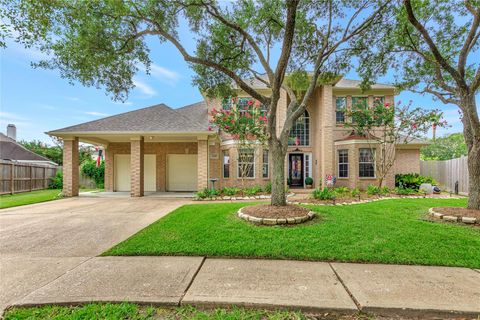 Photo of 2403 Royal Palm Court, League City, TX 77573 (MLS # 43596478)
