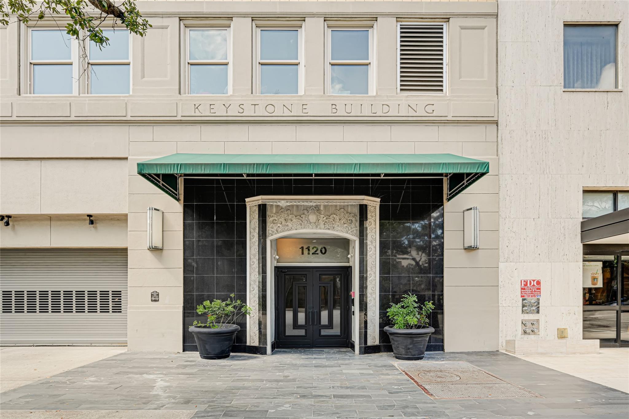 1120 Texas Street 7D