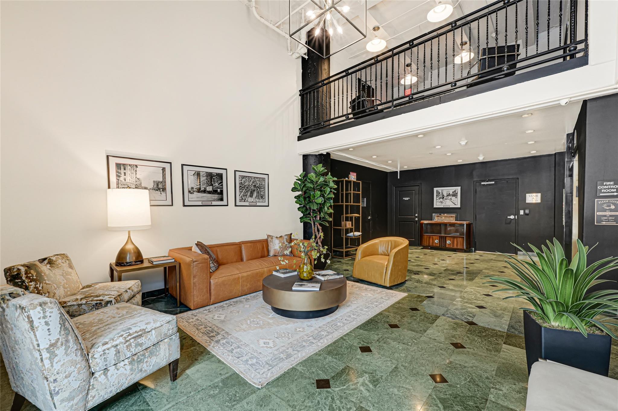 1120 Texas Street 7D