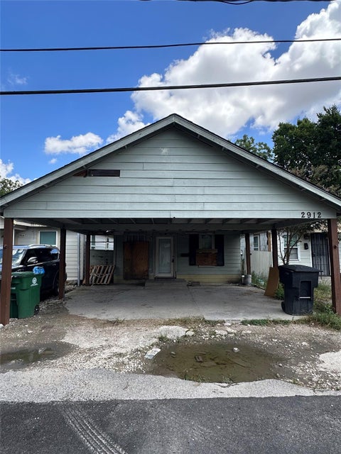 Photo of 2912 Gregg Street, Houston, TX 77026 (MLS # 77577185)