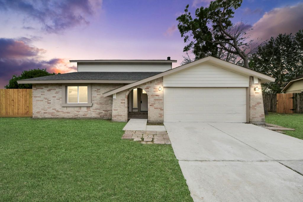 Photo of 7703 Westbank Avenue, Houston, TX 77064 (MLS # 70966166)