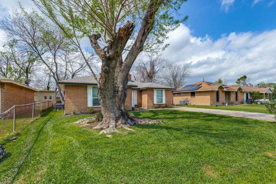 803 Knob Hollow Street
