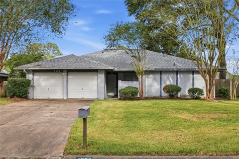 Homes For Rent - 2204 Mimosa Court<br/> League City, TX 77573