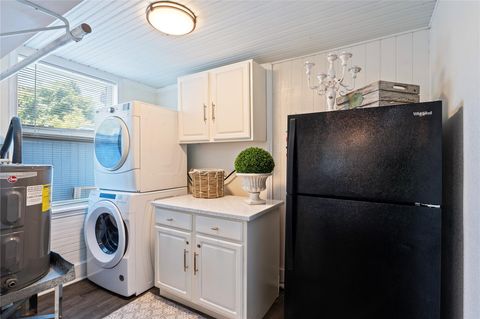Tiny photo for 2912 Avenue N 1/2, Galveston, TX 77550 (MLS # 23728876)