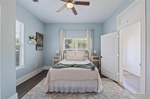Tiny photo for 2912 Avenue N 1/2, Galveston, TX 77550 (MLS # 23728876)