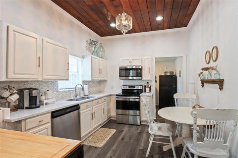 Tiny photo for 2912 Avenue N 1/2, Galveston, TX 77550 (MLS # 23728876)