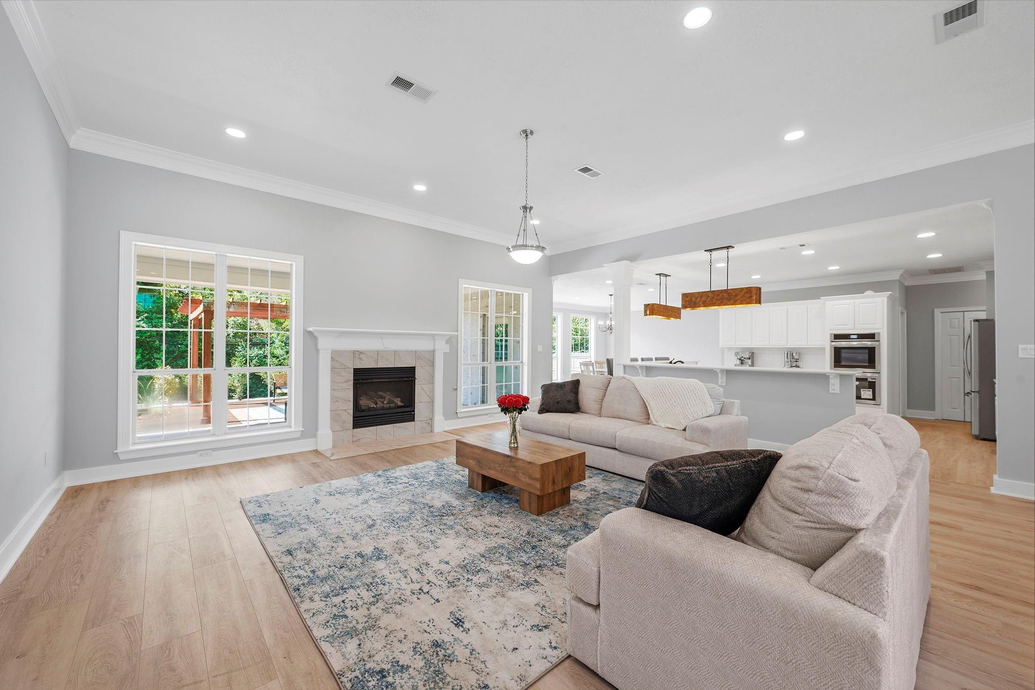 810 Plum Hollow Drive
