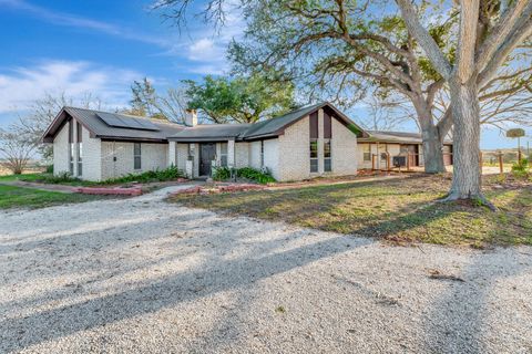 Homes For Sale - 10957 N Us Highway 77<br/> Lavaca County, Schulenburg, TX 78956