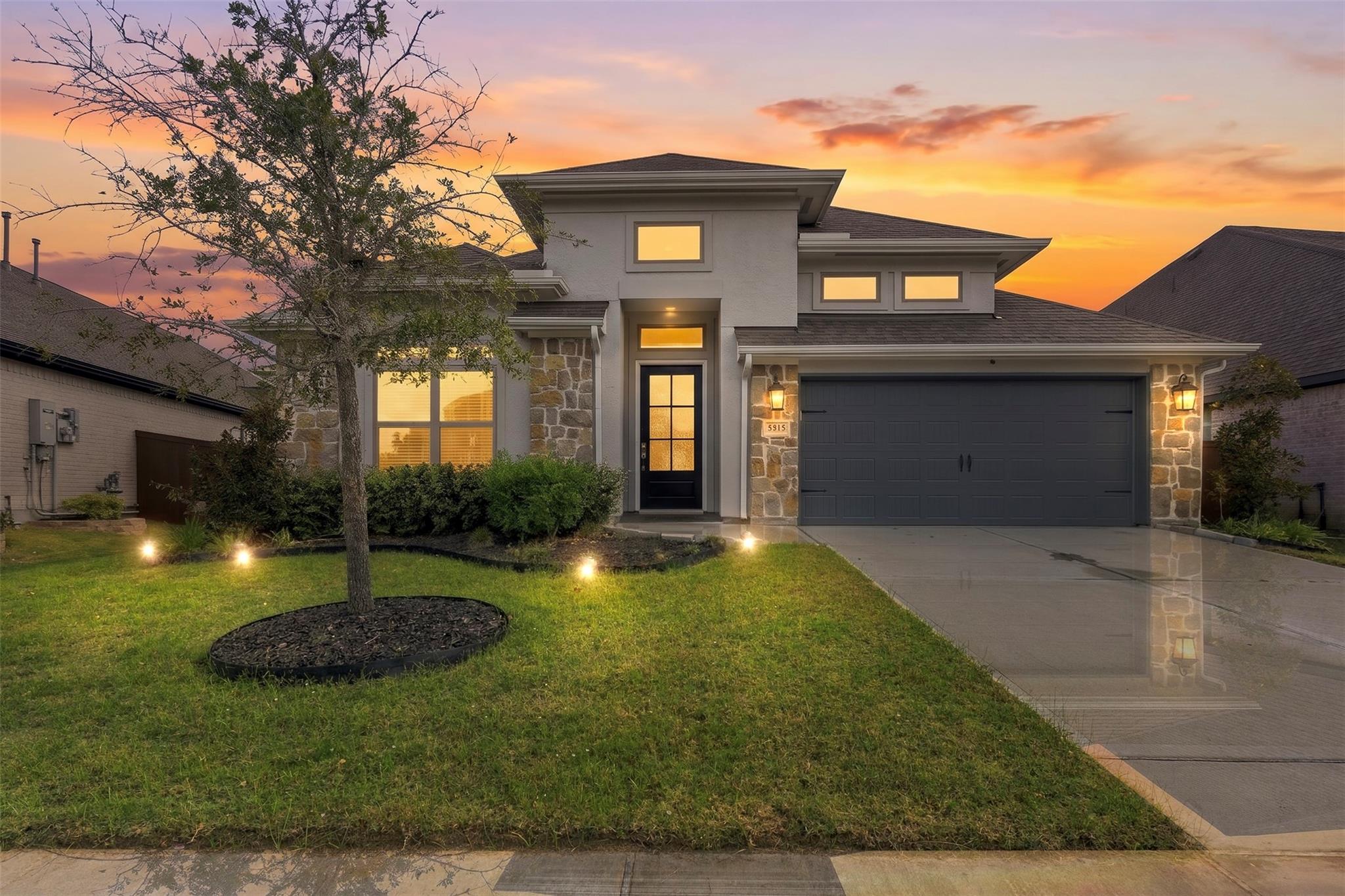 9915 Starry Night Lane