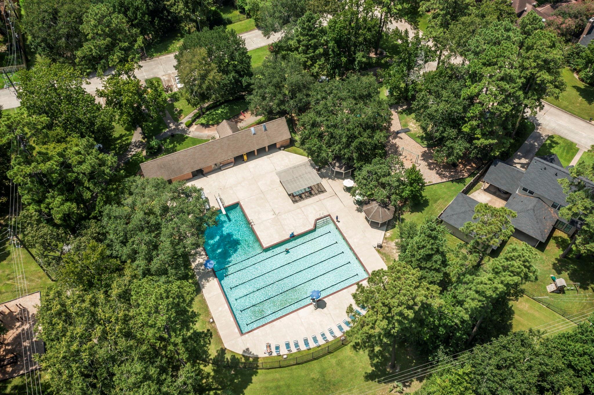 4926 Kenlake Grove Drive