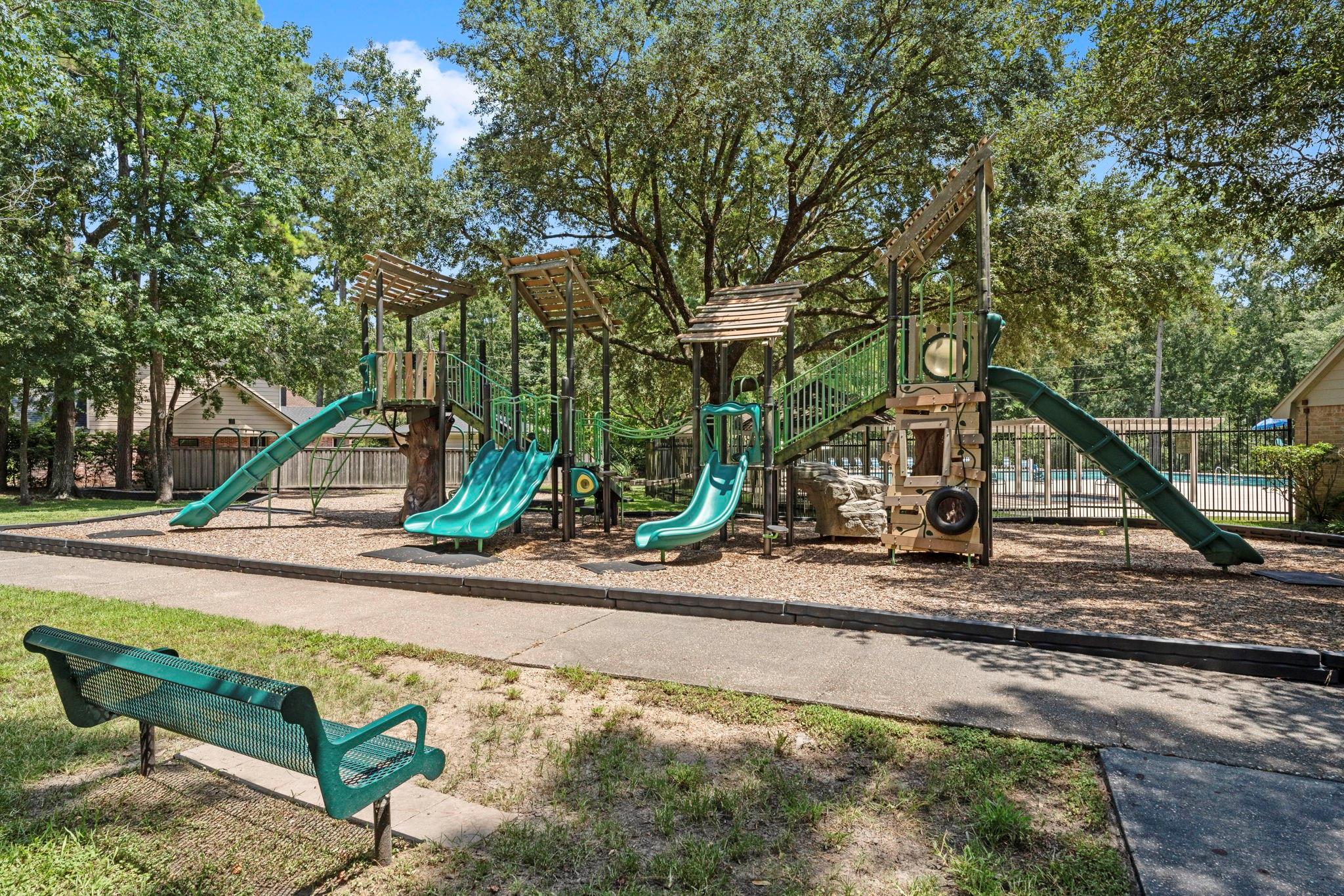 4926 Kenlake Grove Drive