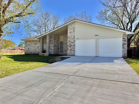 15903 Kenbrook Drive Houston TX 77489