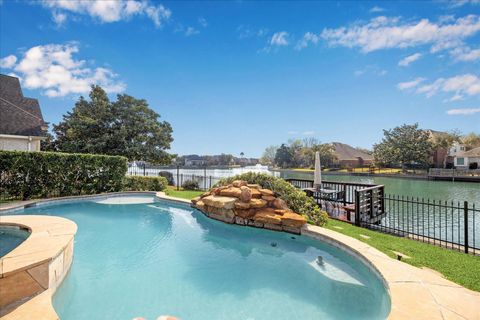 Photo of 5010 Collingwood Court, Sugar Land, TX 77479 (MLS # 9593565)