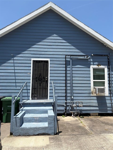 Photo of 118 Hagerman Street, Houston, TX 77011 (MLS # 43850315)
