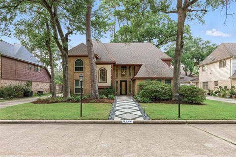 Photo of 6902 Mossridge Drive, Houston, TX 77069 (MLS # 17068575) Photo of 6902 Mossridge Drive, Houston, TX 77069 (MLS # 17068575)