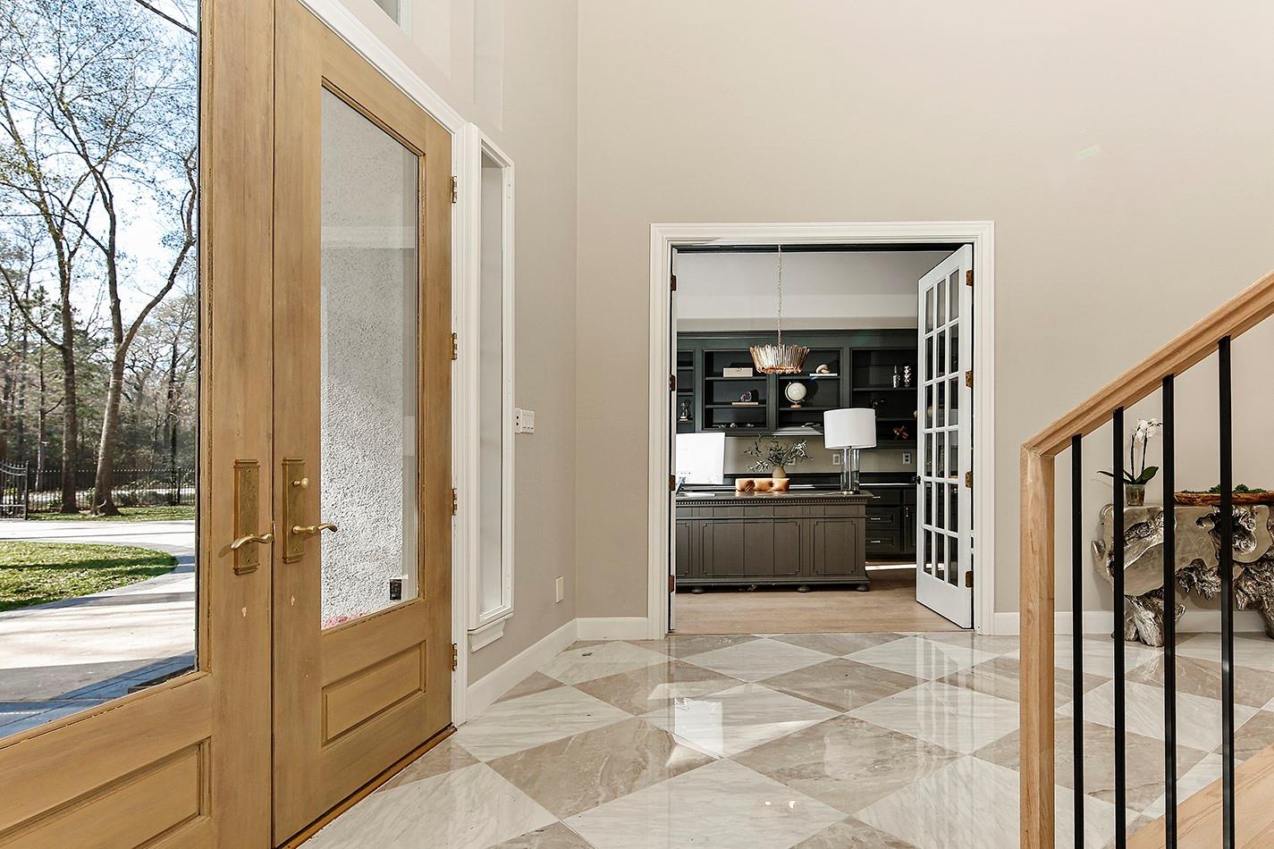 193 Grogans Point Road