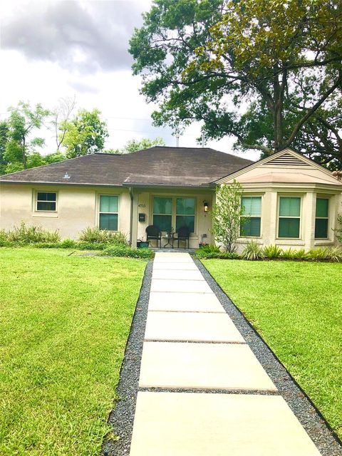 Photo of 4715 Laurel Street, Bellaire, TX 77401 (MLS # 29280485)