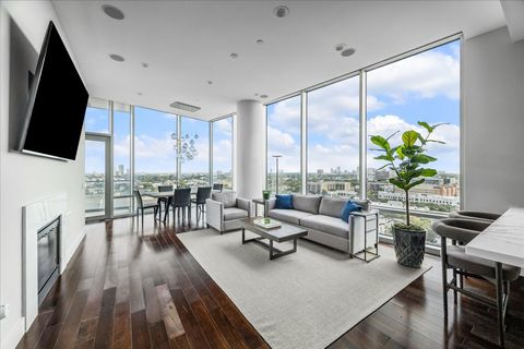 Photo of 2727 Kirby Drive #12C, Houston, TX 77098 (MLS # 79229799)